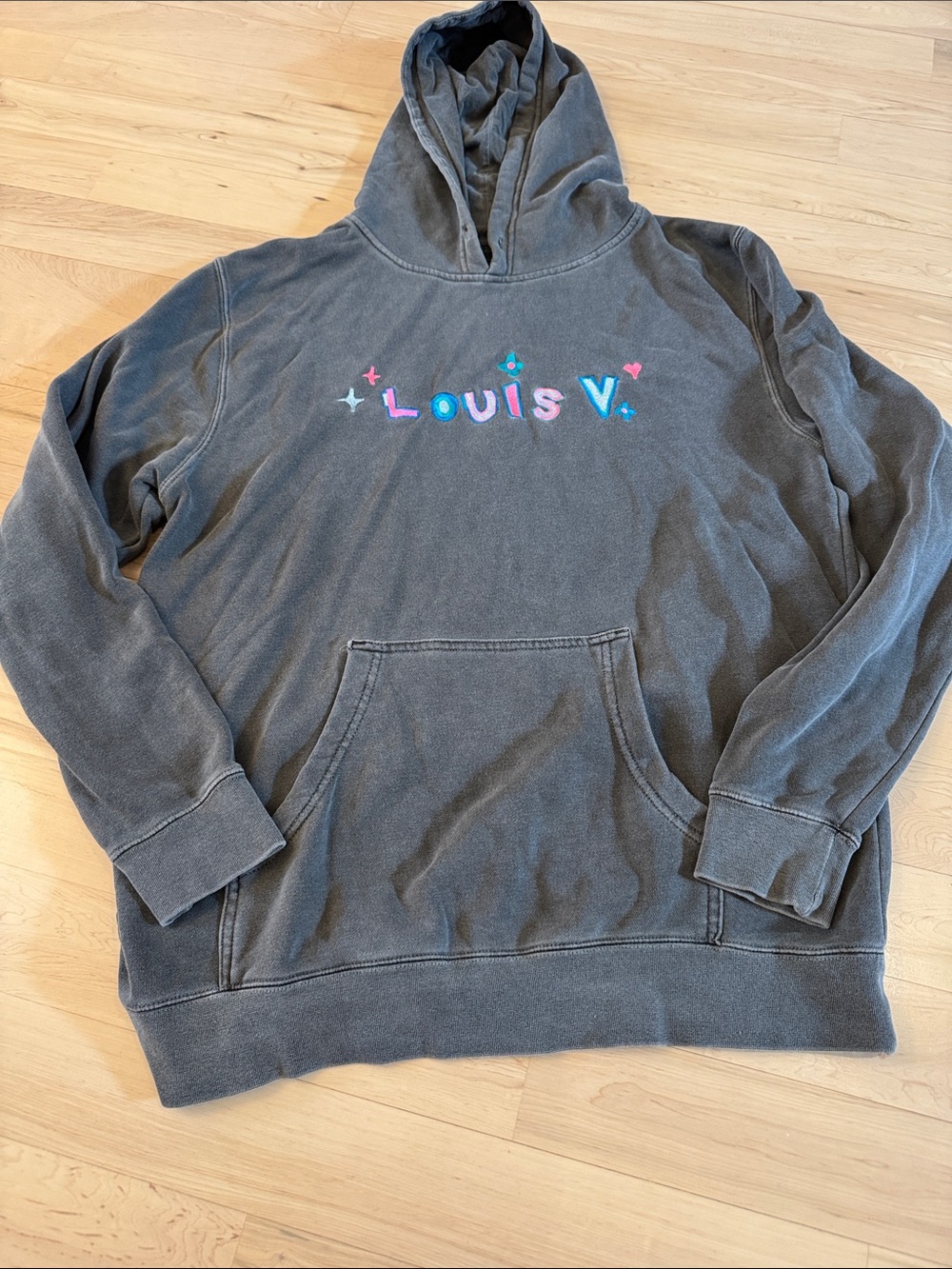 Mega Yacht hoodie features colorful embroidered "Louis V" Logo Sweatshirt-L